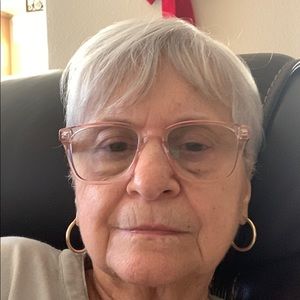 Meet your Posher, Jenny